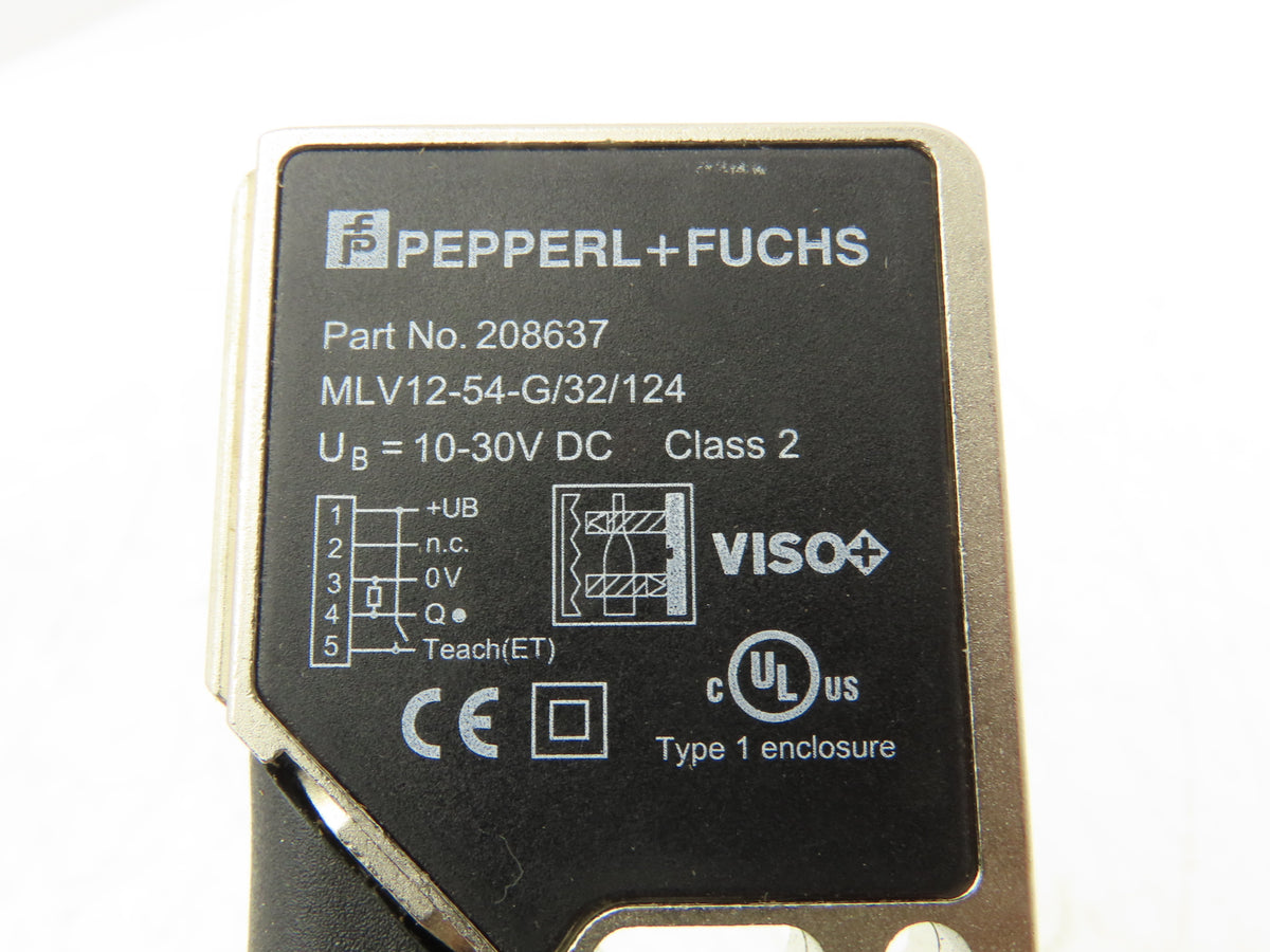 Pepper + Fuchs 208637 Retroreflective Photoelectric Sensor Red LED 10-30 VDC