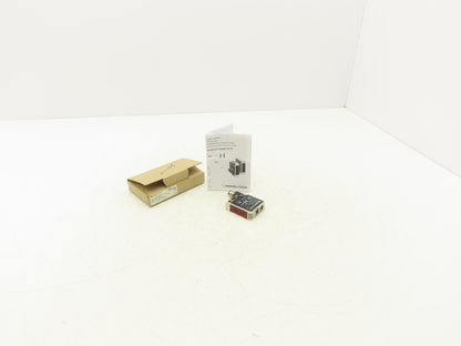 Pepper + Fuchs 115970 Retroreflective Photoelectric Sensor 5 Pin M12 10-30 VDC
