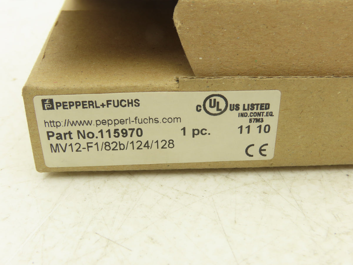 Pepper + Fuchs 115970 Retroreflective Photoelectric Sensor 5 Pin M12 10-30 VDC