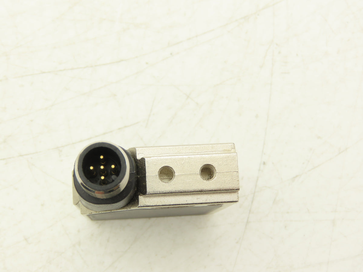 Pepper + Fuchs 115970 Retroreflective Photoelectric Sensor 5 Pin M12 10-30 VDC