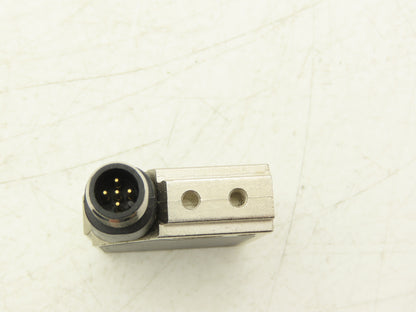 Pepper + Fuchs 115970 Retroreflective Photoelectric Sensor 5 Pin M12 10-30 VDC