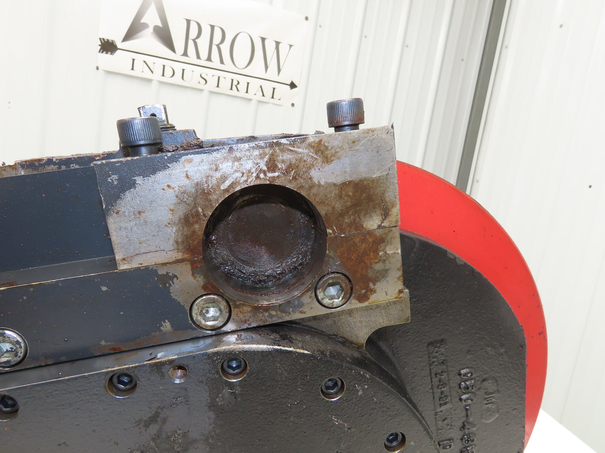 Raymond Forklift Front Left Drive Axle & Gearbox Removed From 640-C40TT