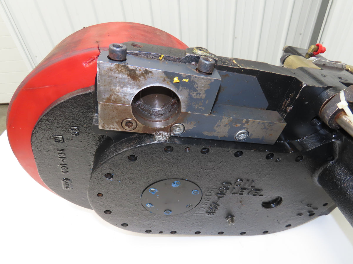 Raymond Forklift Front Right Drive Axle & Gearbox Removed From 640-C40TT