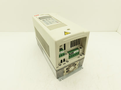 ABB ACS800-U1-0004-5+P901 AC Drive Variable 3 HP 2.2 kW 500V 3PH 19A VFD