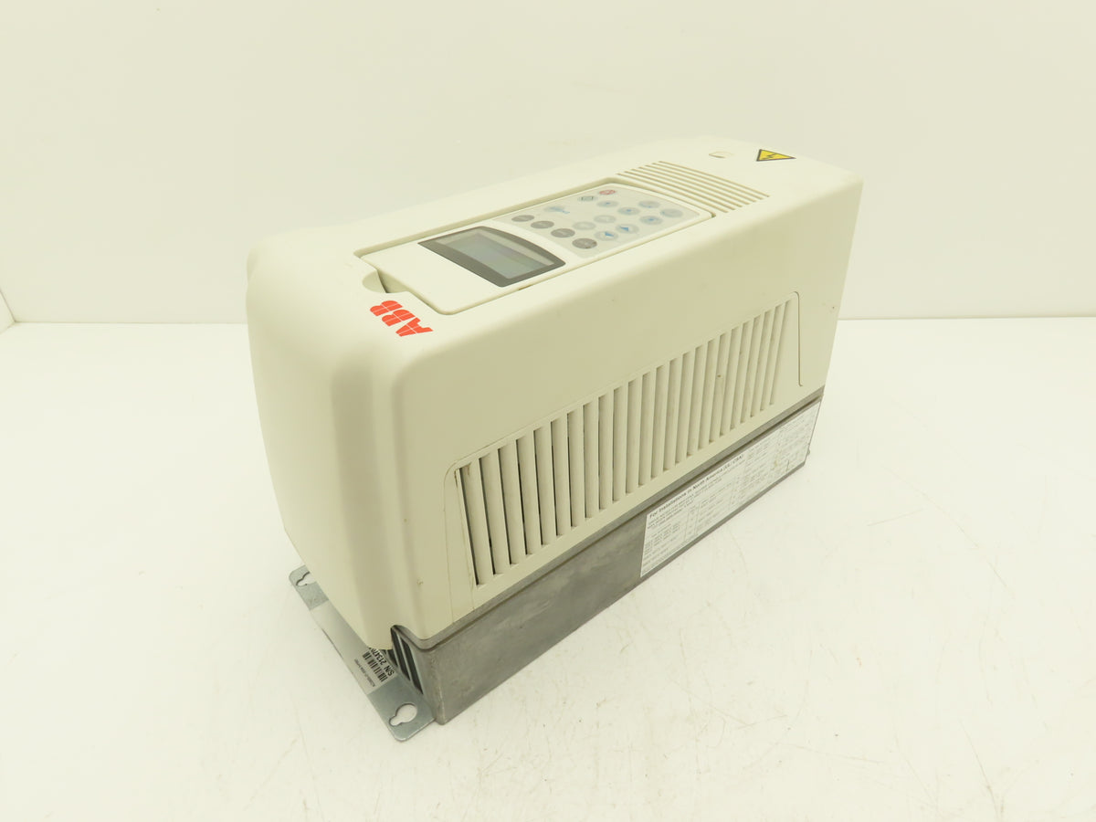 ABB ACS800-U1-0004-5+P901 AC Drive Variable 3 HP 2.2 kW 500V 3PH 19A VFD