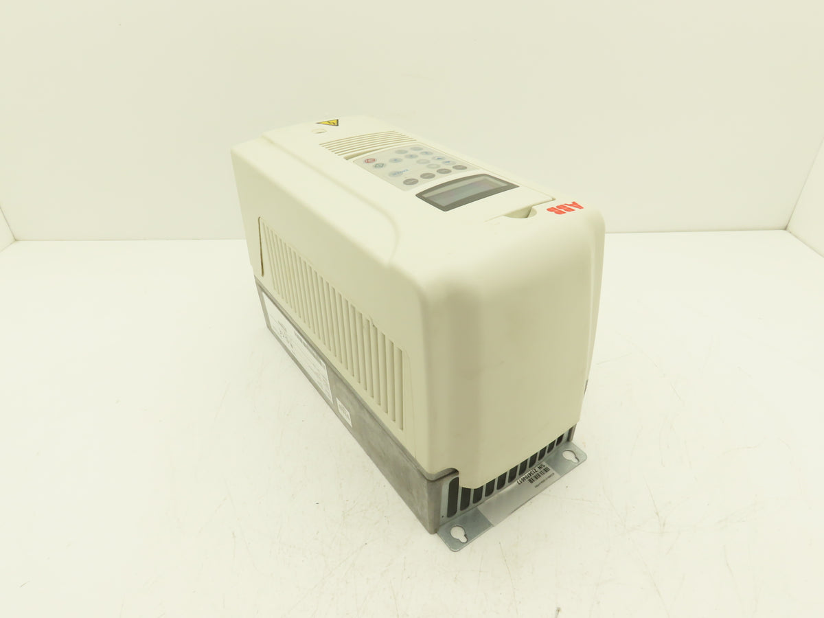 ABB ACS800-U1-0004-5+P901 AC Drive Variable 3 HP 2.2 kW 500V 3PH 19A VFD