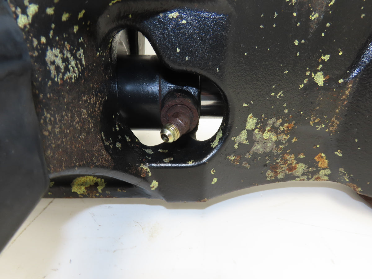 Hyster E60Z-33 Electric Forklift Rear Axle Dual Hydraulic Steering Assembly