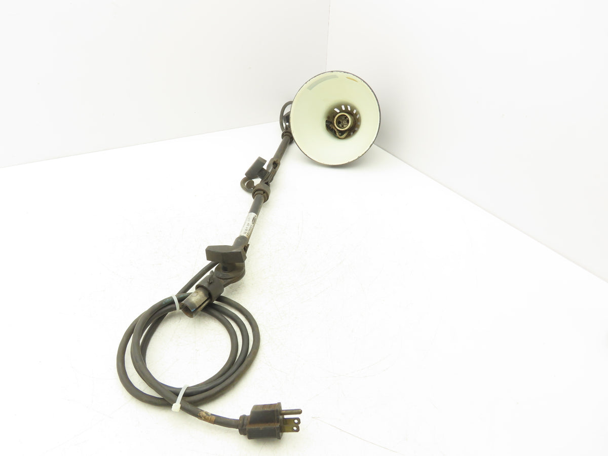 Fostoria 55-VCX-701B Articulating Machinist Tool Light 120 VAC 3 Pivot Points