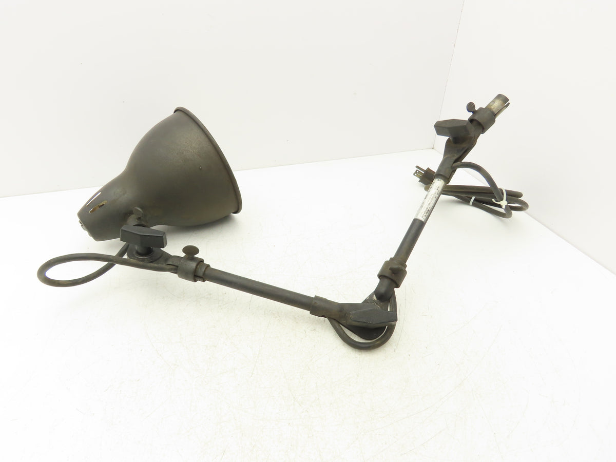 Fostoria 55-VCX-701B Articulating Machinist Tool Light 120 VAC 3 Pivot Points