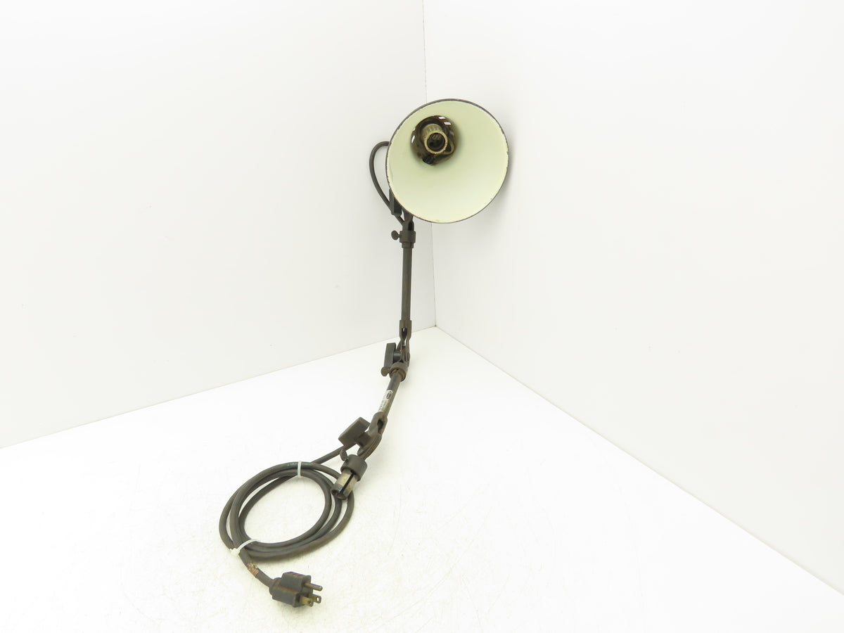 Fostoria 55-VCX-701B Articulating Machinist Tool Light 120 VAC 3 Pivot Points