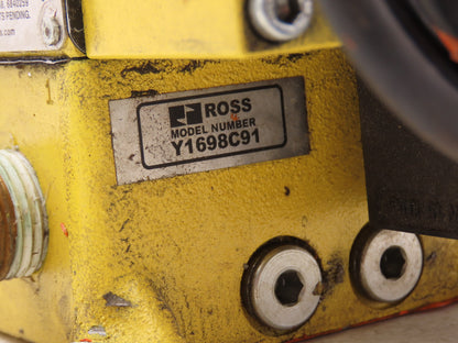 Ross DM2CNA42A21 Pneumatic Double Valve 1/2" NPT Base 24VDC Solenoid
