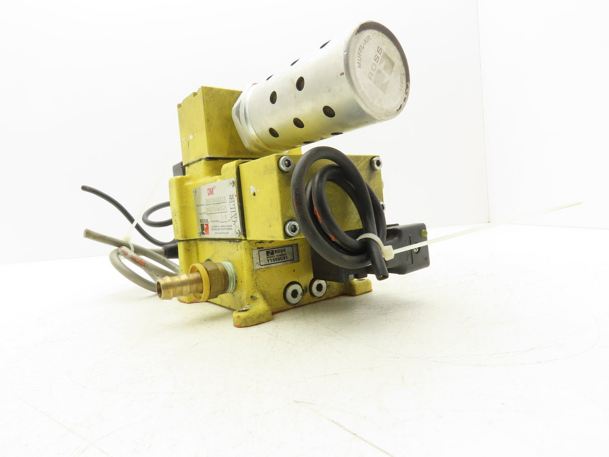 Ross DM2CNA42A21 Pneumatic Double Valve 1/2" NPT Base 24VDC Solenoid