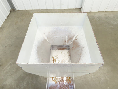 American Feeding A01-DC Vibrator Hopper Feeder 18x18" 120V 22-3/4"H Outfeed