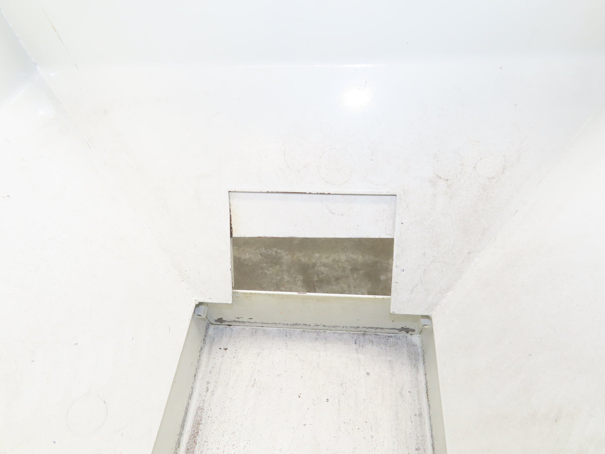 American Feeding A01-DC Vibrator Hopper Feeder 18x18" 120V 21-1/2"H Outfeed