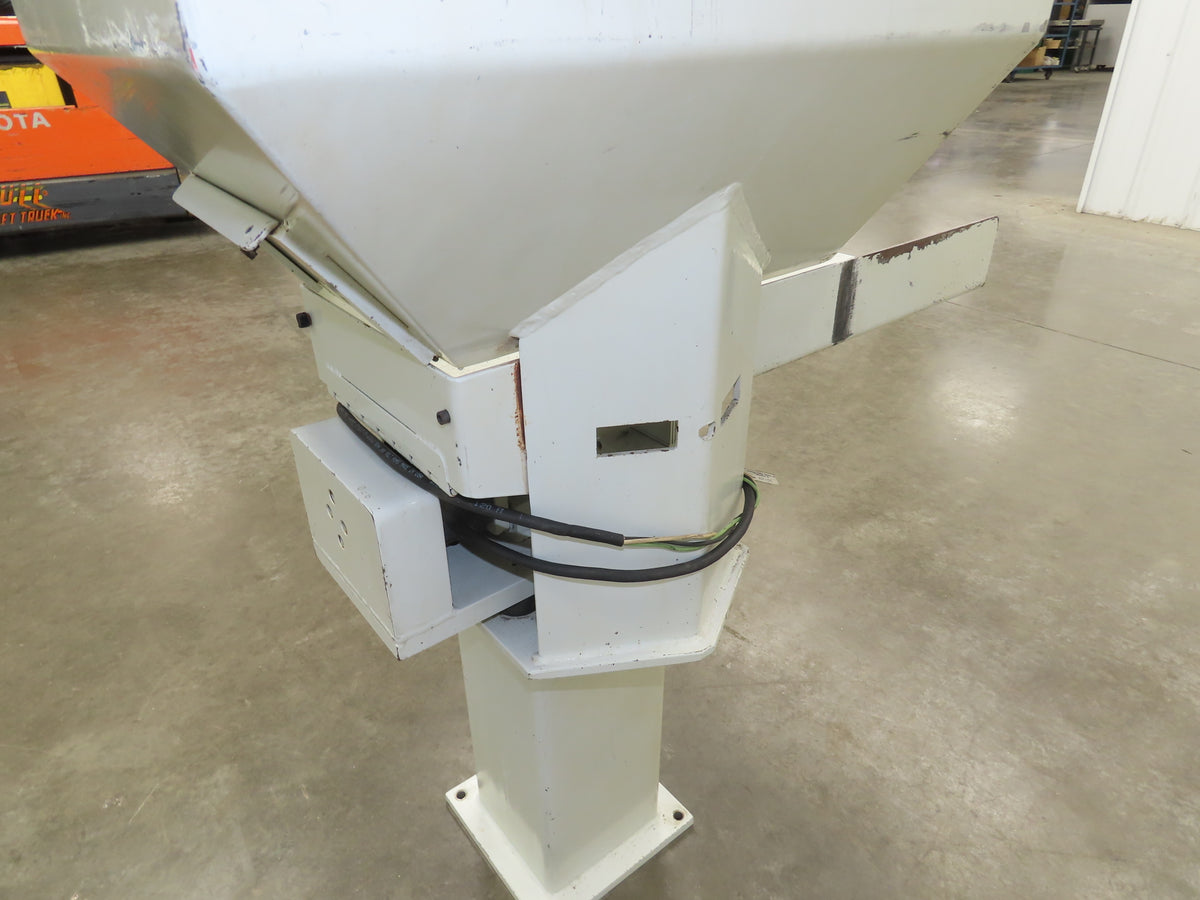 American Feeding A01-DC Vibrator Hopper Feeder 18x18" 120V 21-1/2"H Outfeed