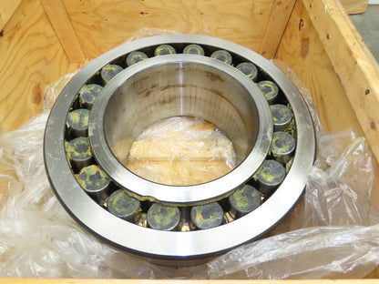 SKF Spherical Roller Bearing 500 mm ID x 920 mm OD x 336mm Width & Outer Housing