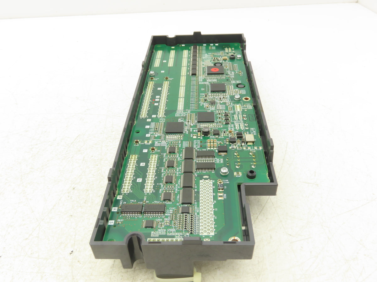 Mazak FCU8-DX749 PCB Mazatrol SmoothX CNC HMI Control I/O Module Off I-800