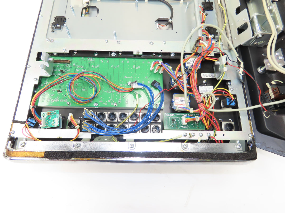 Mazak D70UB011202 HMI Mazatrol SmoothX CNC Control Panel Off I-800 READ