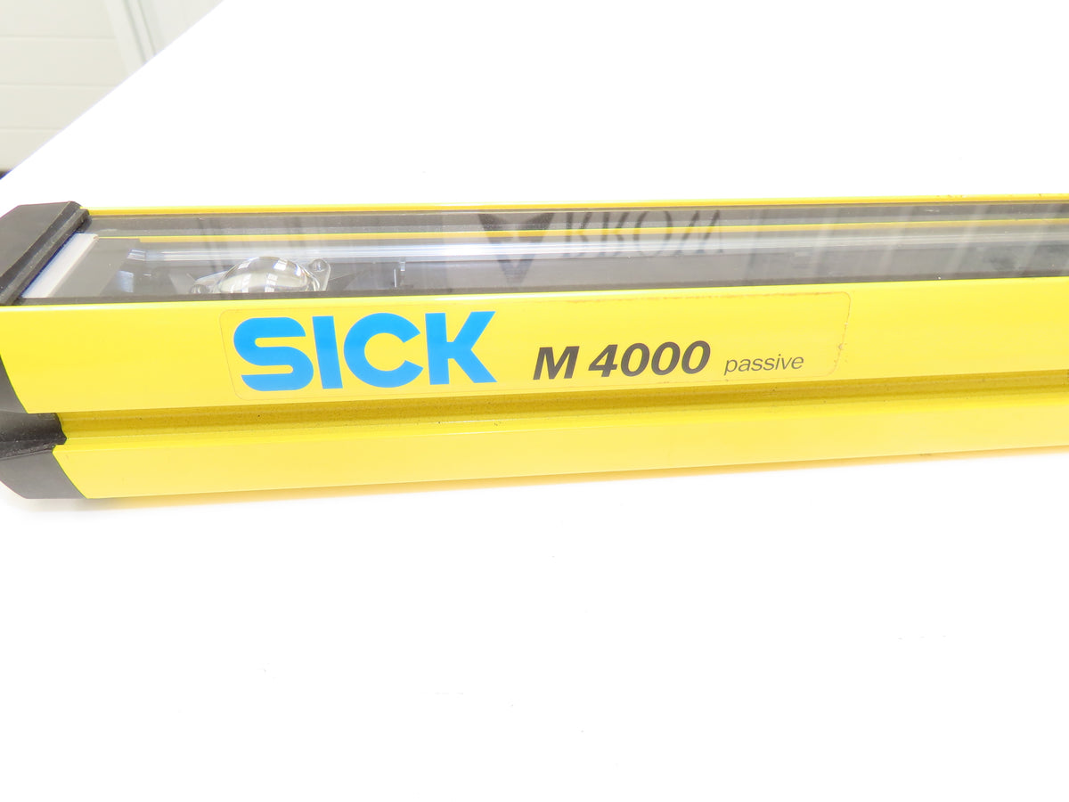 Sick PSD02-2301 M4000 Safety Light Curtain Passive Deflector 4 Beam 1027908