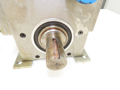 Cone Drive B081015.WANRA Worm Gearbox 15:1 Reducer 117 RPM 145TC Right Hand
