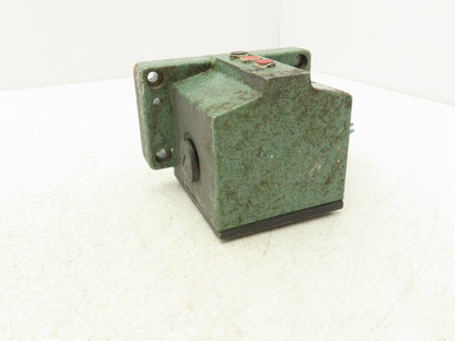 Balluff BES-516-B3VE16 3-Position Limit Switch Block Proximity Sensor Green