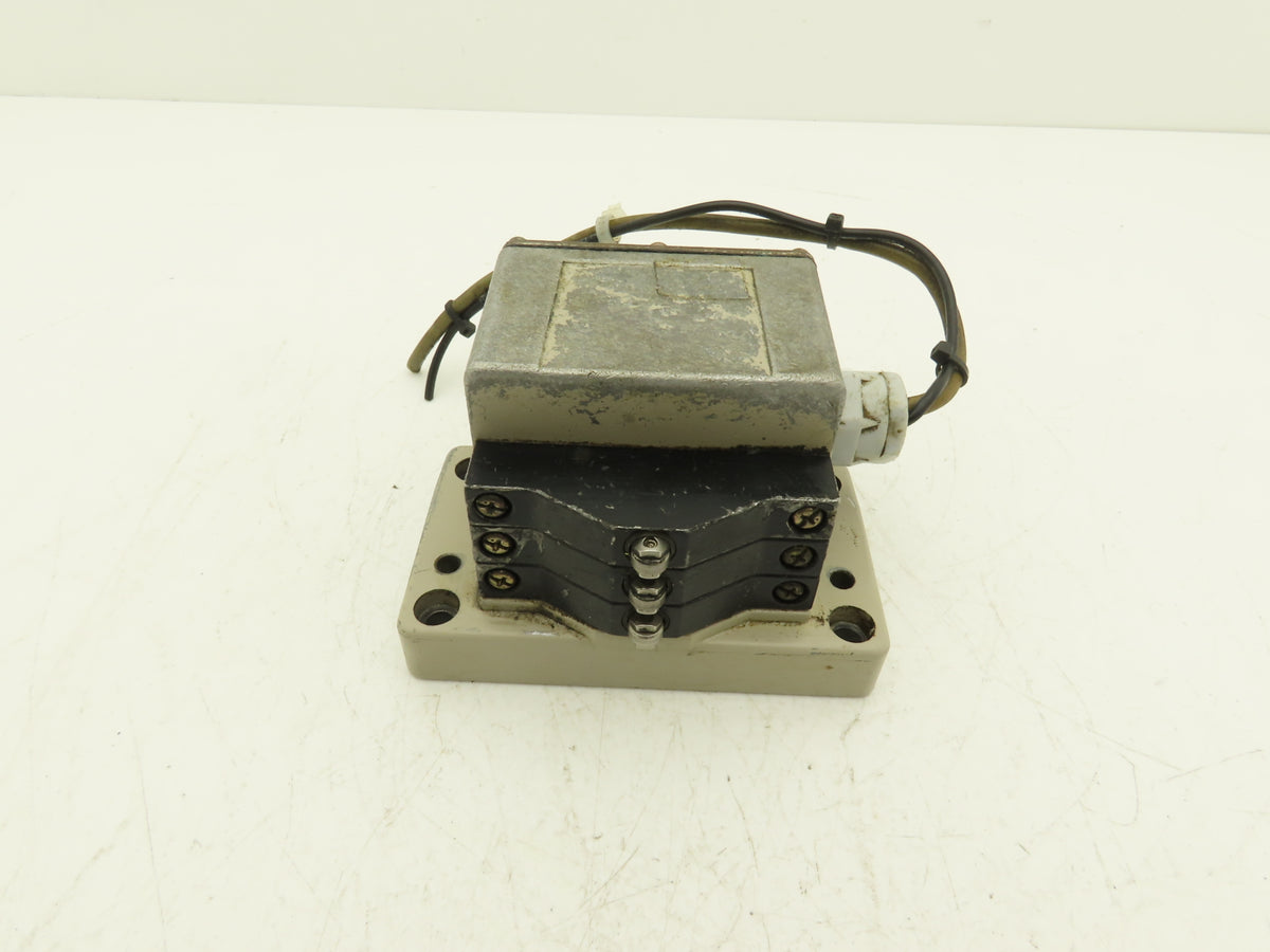 Omron D4MB-331 Cam Limit Switch 3 Plunger 10A 250V