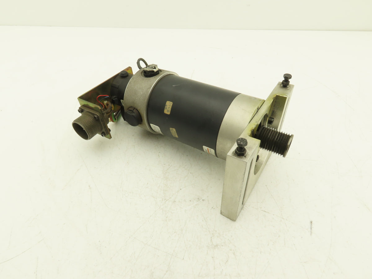 Parvex RS440GR1115 CMM Servo Motor 91VDC Brushed 1.9Nm With Encoder TBN203R1017