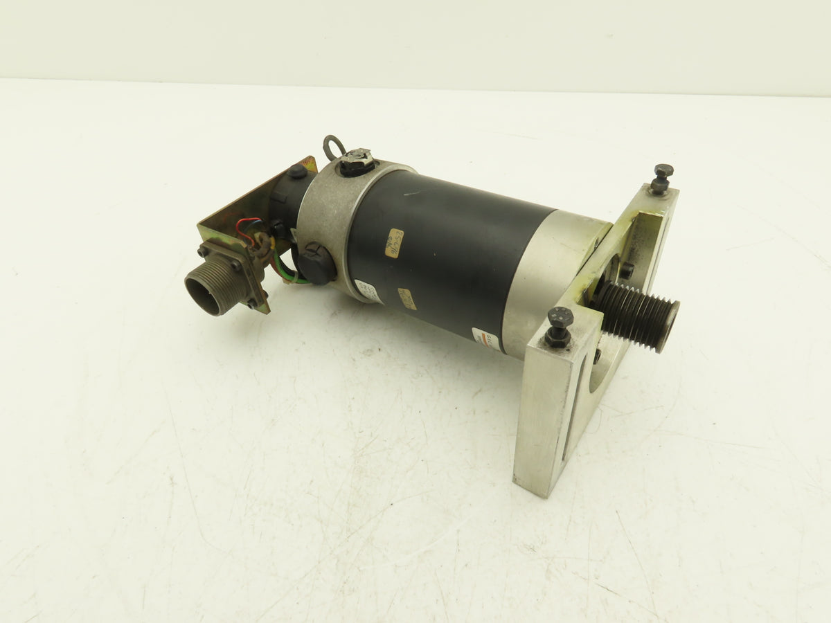 Parvex RS440GR1115 CMM Servo Motor 91VDC Brushed 1.9Nm With Encoder TBN203R1017
