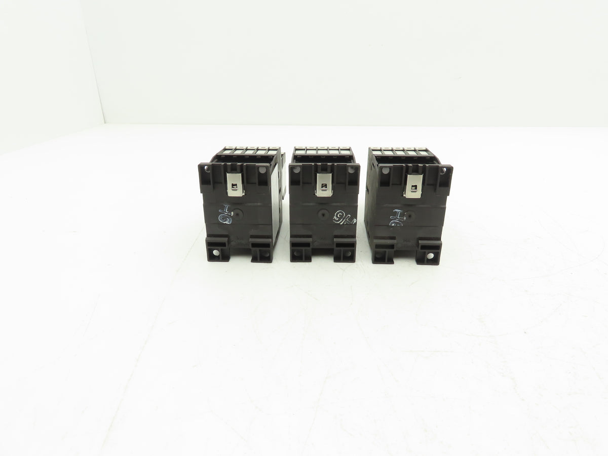 Eaton DILM12-10 24VDC Contactor XTCE012B10TD w/ DILA-XHI13 Aux 1NO+3NC Lot of 3