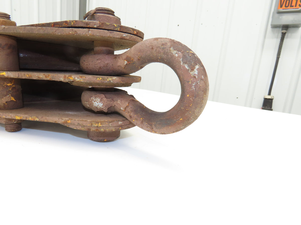 Johnson B10D12R 10 Ton 2-Sheave Snatch Block Wire Rope Lifting Pulley w/Shackle