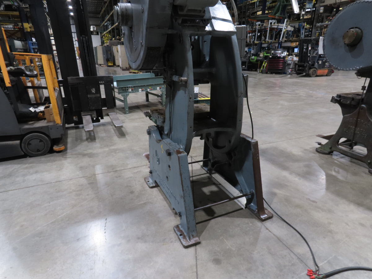 L&J No 36 Mechanical OBI Punch Press 36 Ton 3" Stroke 3Hp 3Ph Brake