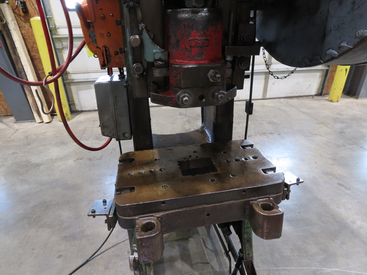 Federal No 3 Mechanical OBI Punch Press 26 Ton 2-3/8" Stroke 6" Throat 1Hp 3Ph