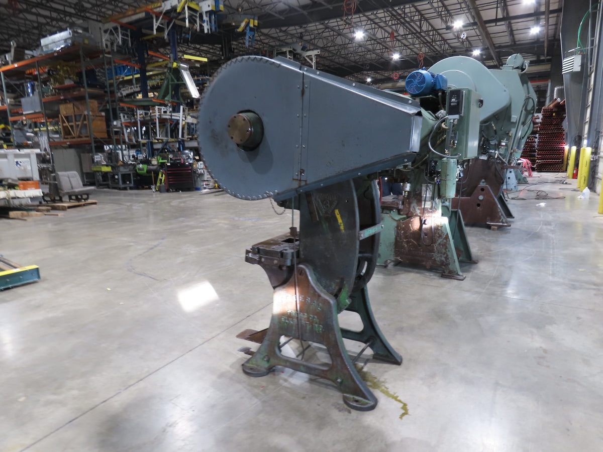 Federal No 3 Mechanical OBI Punch Press 26 Ton 2-3/8" Stroke 6" Throat 1Hp 3Ph