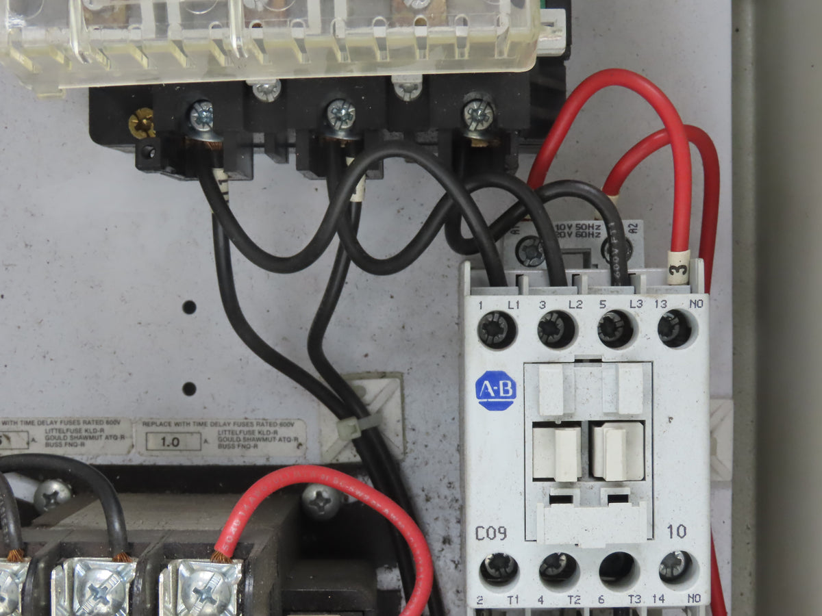 Allen Bradley 112-C09AAA1E-6P IEC Combination Motor Starter Disconnect 230V 3PH