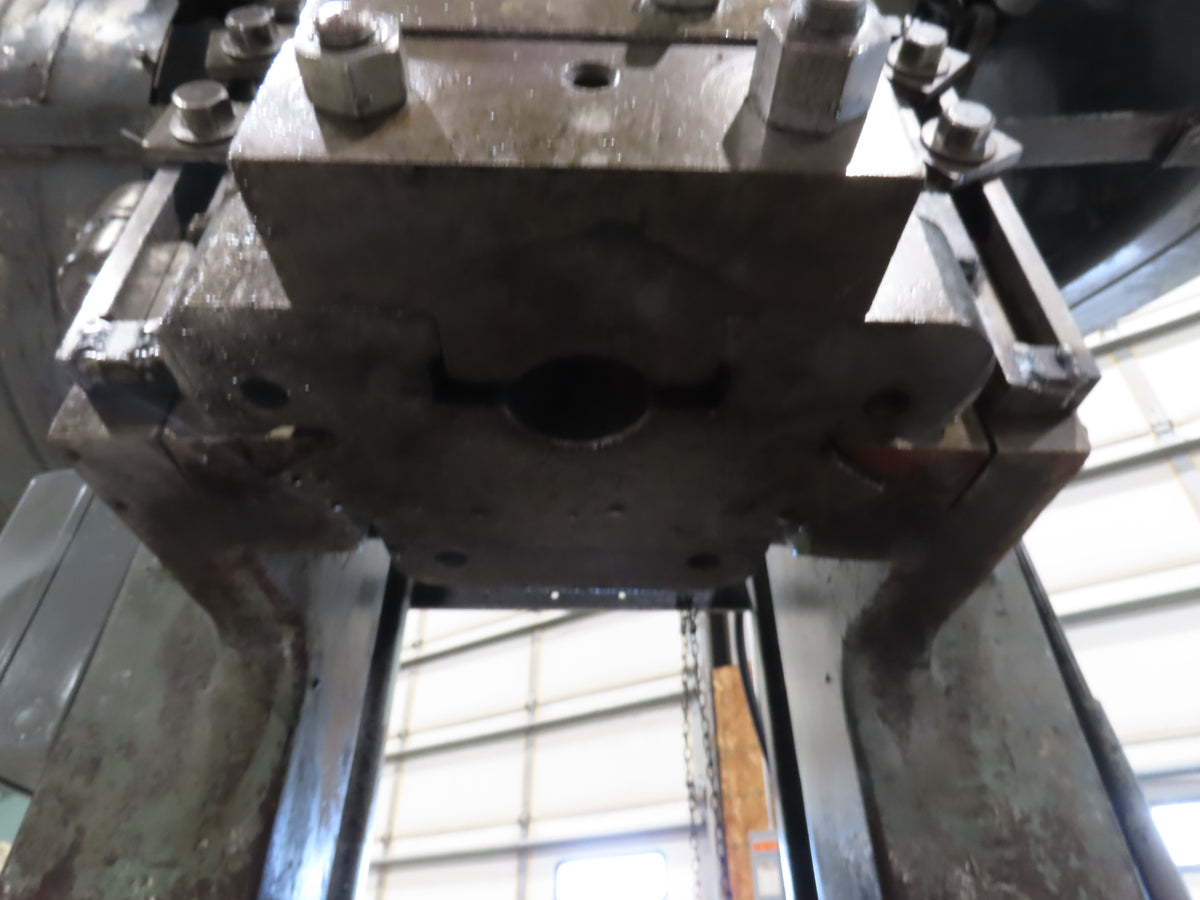 Johnson 60BGC Mechanical OBI Punch Press 60 Ton 32"x 21" Bed 4" Stroke Footpedal