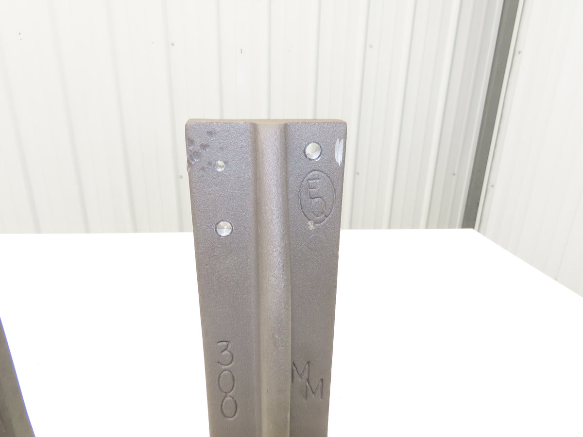 EQ Equivalent Base Aluminum Fixture Angle Riser Bracket 300mm 11.8"H Lot of 2