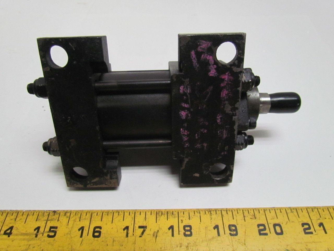 Schrader Pneumatic Air Cylinder 1-1/2" Bore 1/2" Stroke Side Lug Mount 250 psi