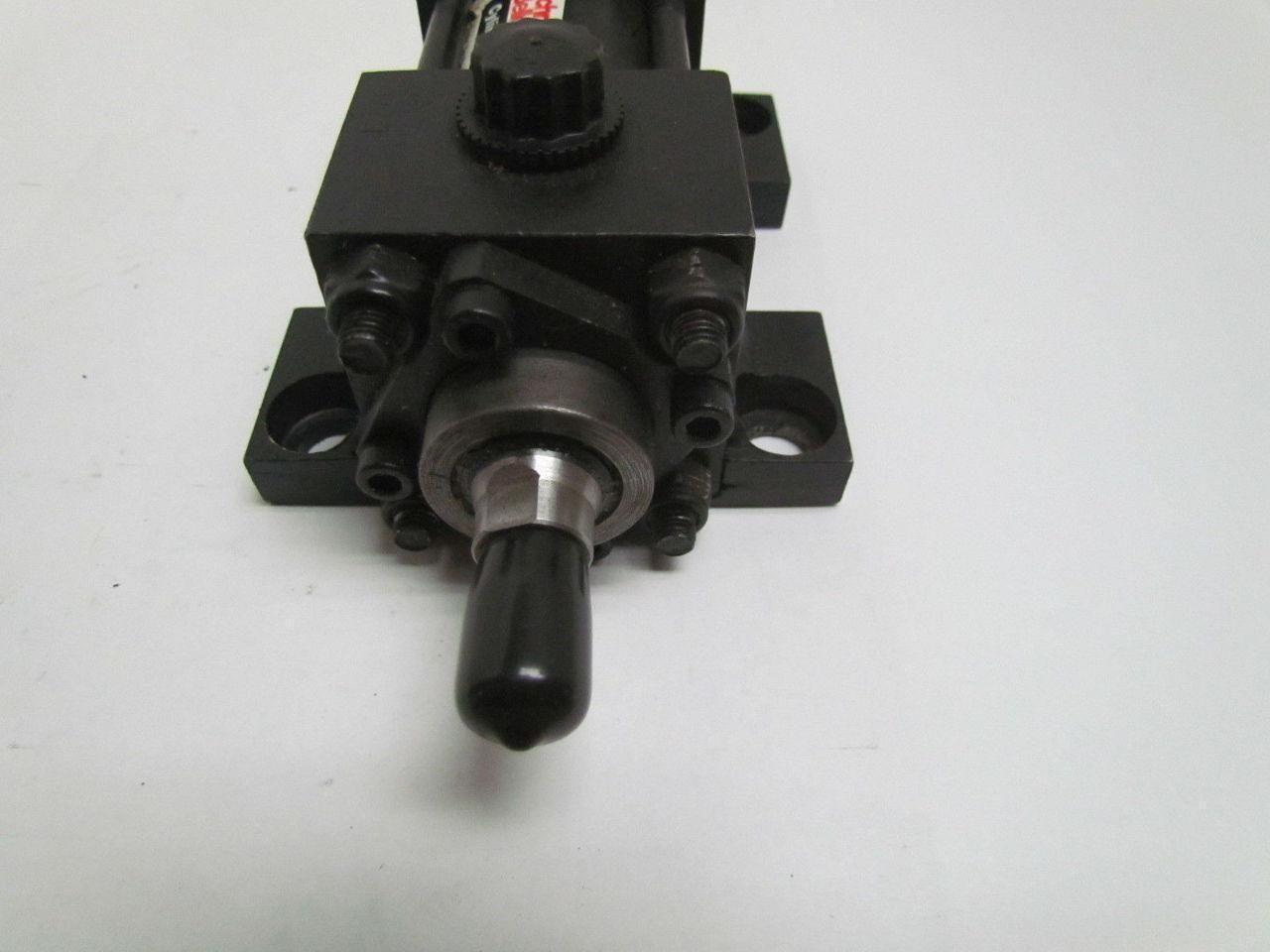 Schrader Pneumatic Air Cylinder 1-1/2" Bore 1/2" Stroke Side Lug Mount 250 psi