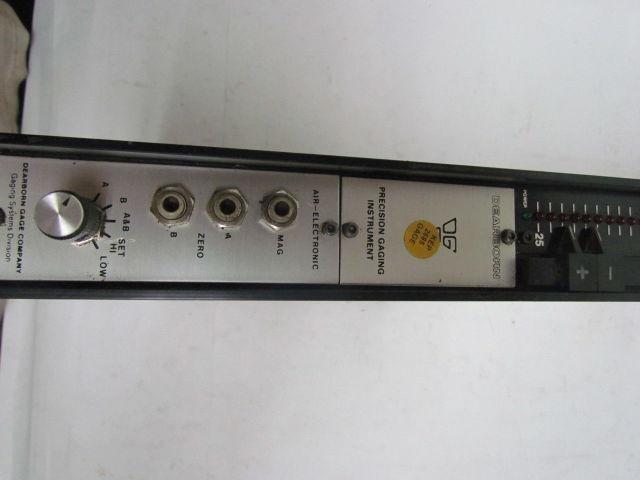 Dearbor Gage 89-DAEC-1 33002403-KG-1 Precision Gaging System Air-Electronic