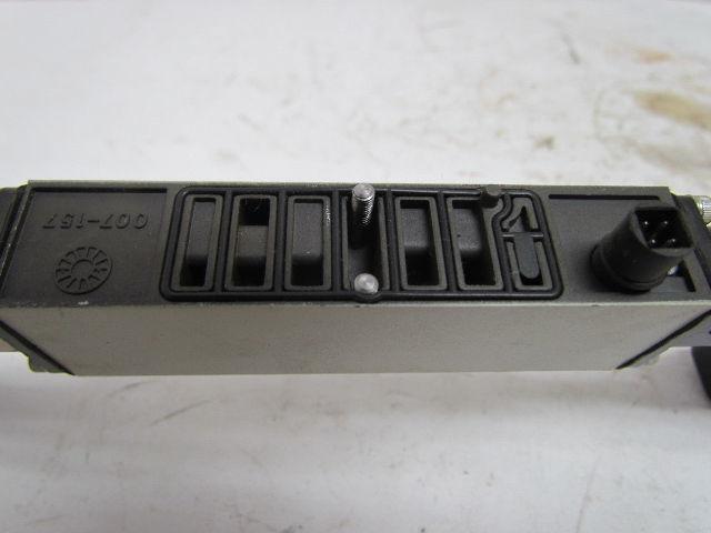 Numatics 051RD100J000000 Pneumatic Solenoid Valve Double Pressure Regulator