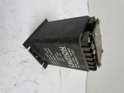 Industrial Solid State Control 1013-1F2B Type 2 .06-5 Range 115V Timer Off delay