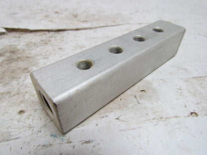 Alemite 381190-2 Block Clip 8 Position 90 Degree Manifold NEW