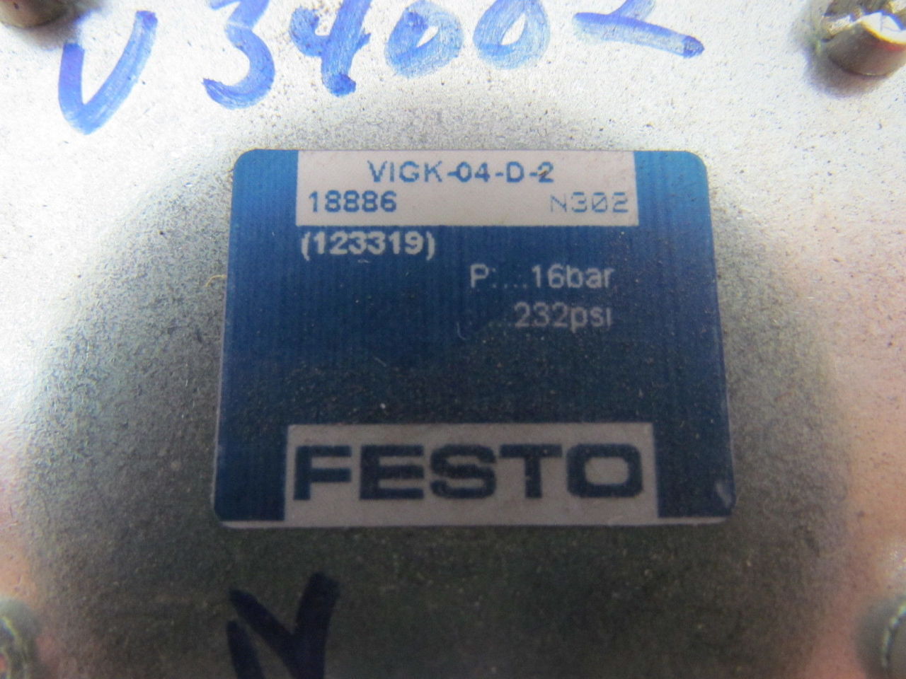 Festo 18886 Sub-Base Connector/Manifold Block ISO 5599-2 NEW VIGK-04-D-2