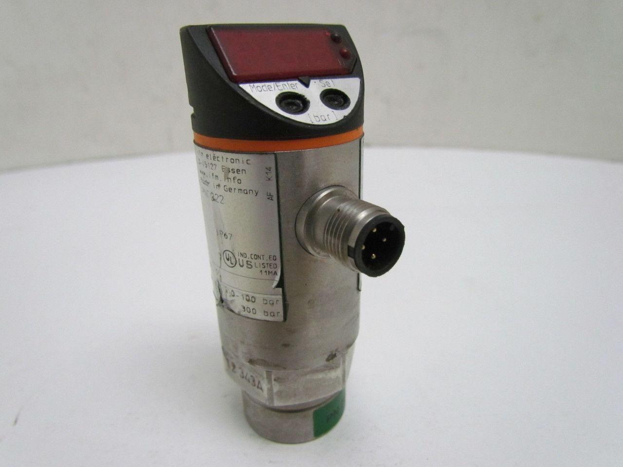 IFM Efector PN7022 D-45127 Electronic Pressure Monitor Sensor