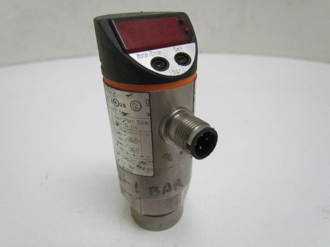 IFM Efector PN7027 D-45127 Electronic Pressure Monitor G 1/4" Port