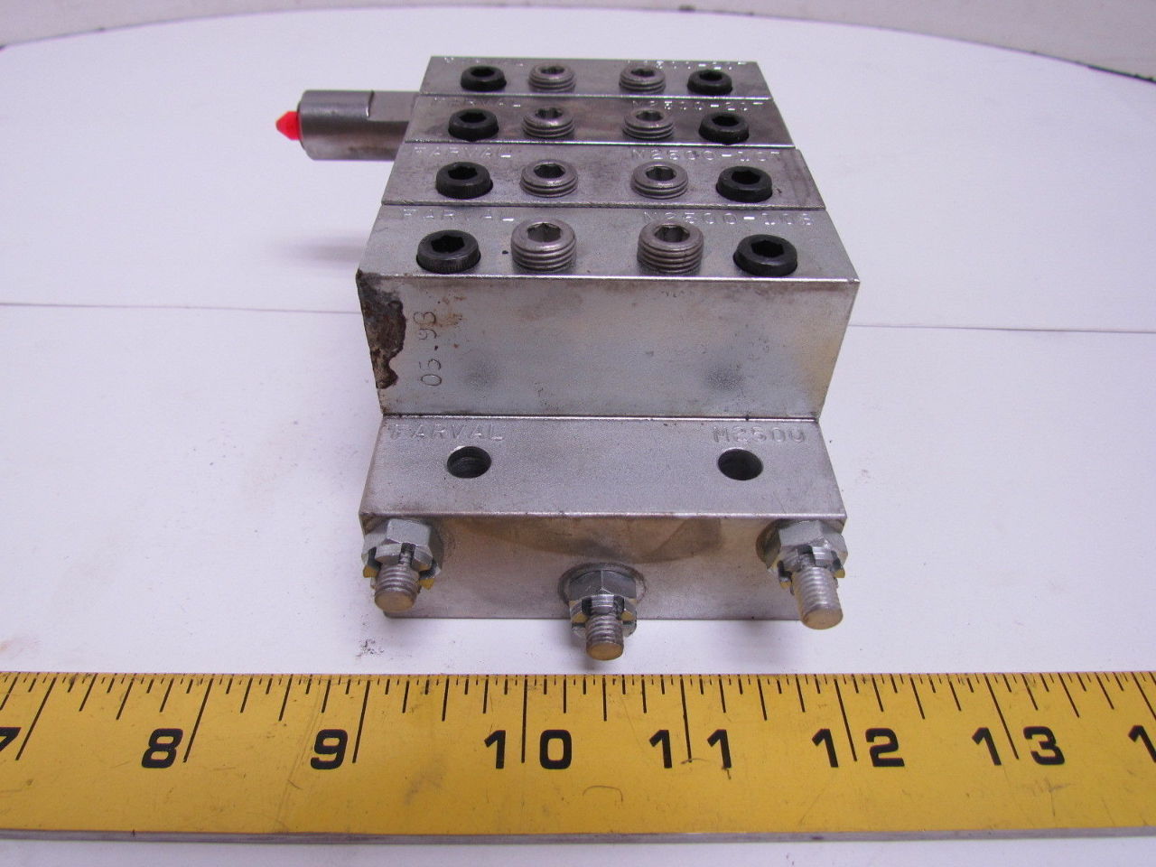 Farval M2500B 4-Section Divider Valve Manifold Assembly M2500-20T, 10T, 10S