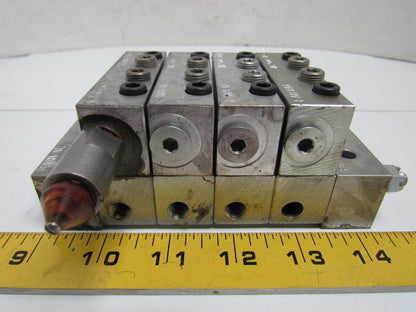 Farval M2500 4-Section Divider Valve Manifold Assembly M2500-20T, 10T, 10S
