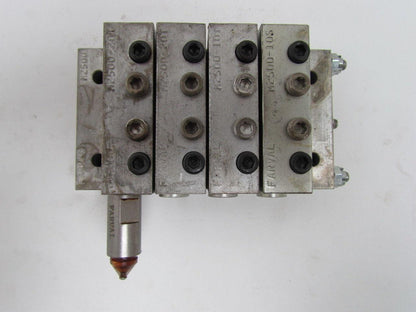 Farval M2500 4-Section Divider Valve Manifold Assembly M2500-20T, 10T, 10S