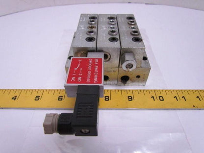 Danfoss SMX 25.50 BIX 1/8 NPTF 3-section Divider Valve Assembly 1/4" NPT Inlet