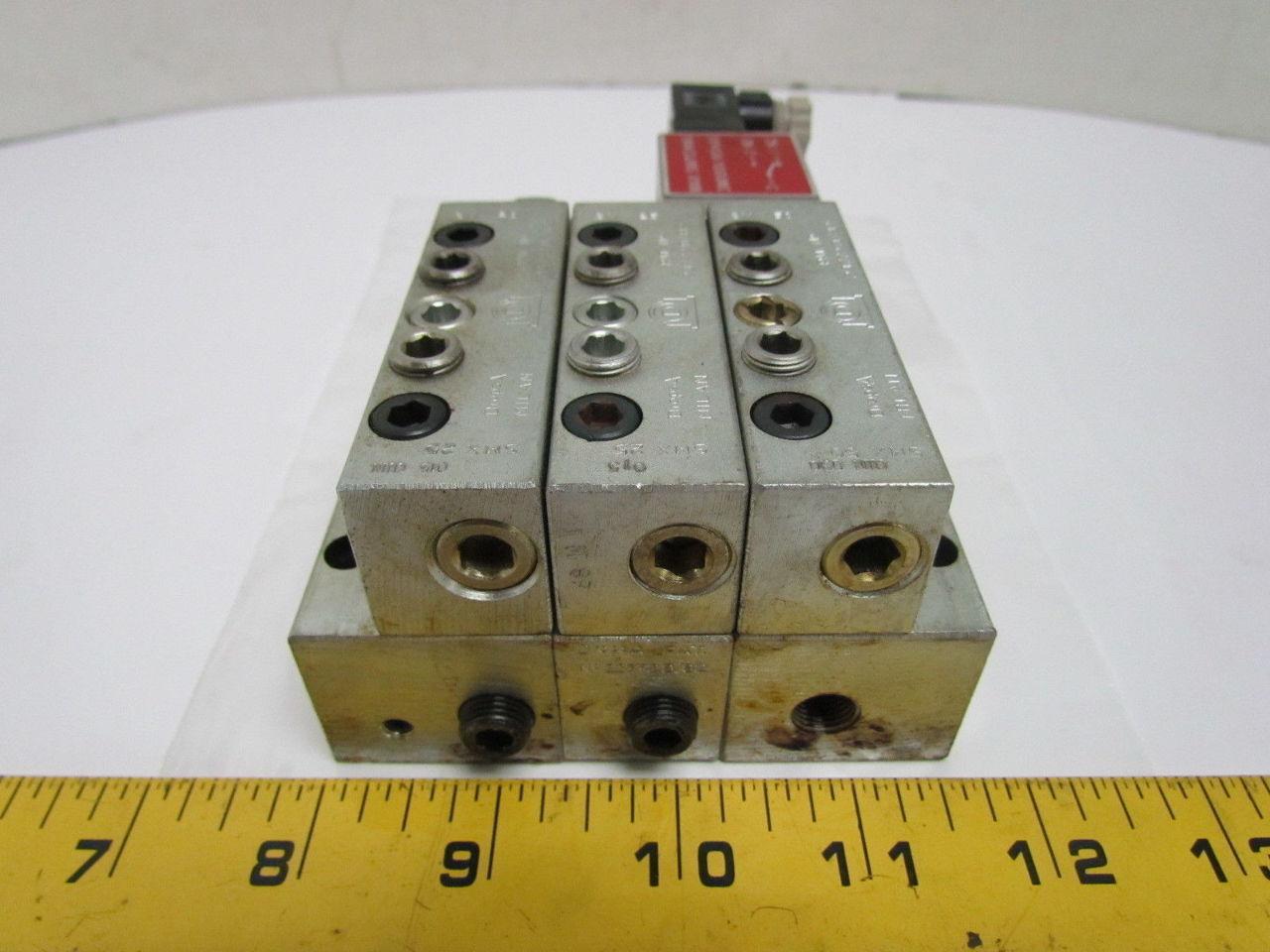 Danfoss SMX 25.50 BIX 1/8 NPTF 3-section Divider Valve Assembly 1/4" NPT Inlet